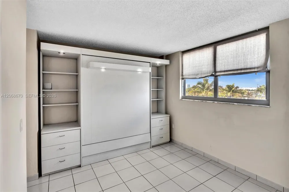9273 Collins Ave #308 Surfside, FL 33154