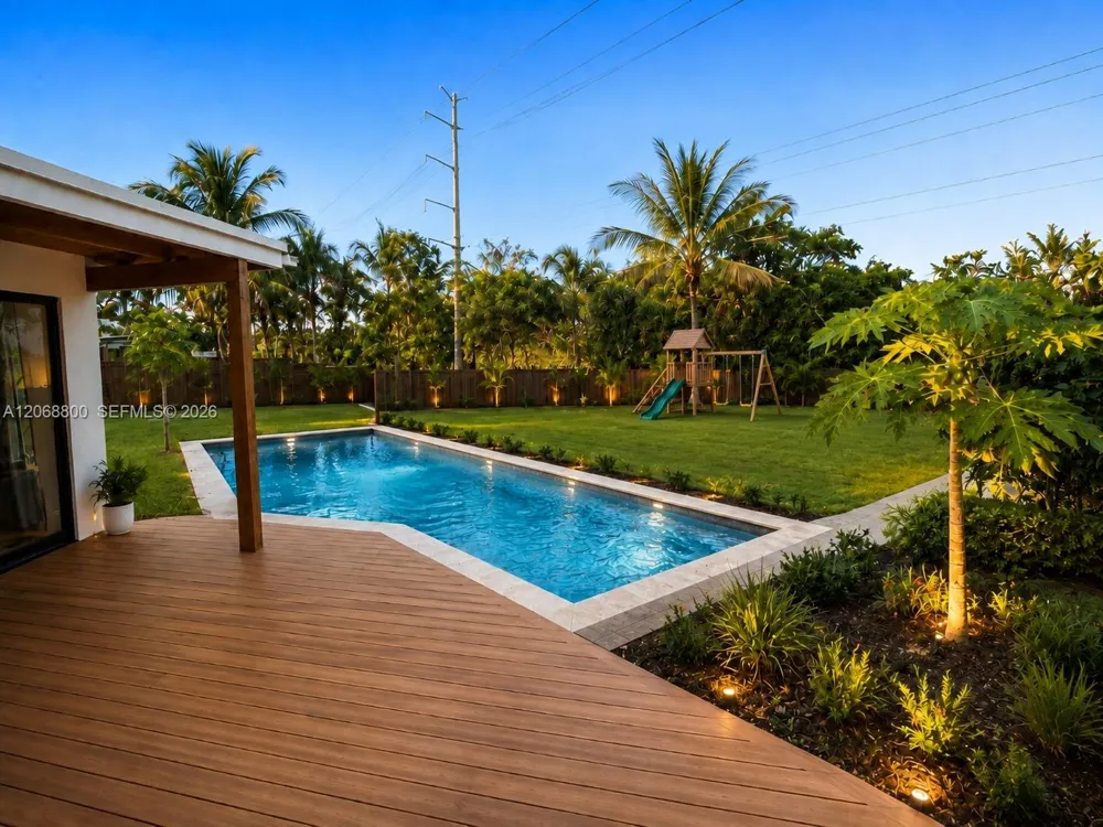 1409 Broadmoor North Lauderdale, FL 33068