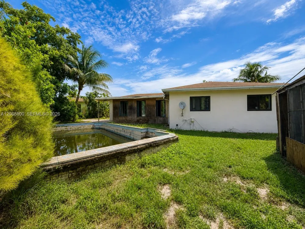 1409 Broadmoor North Lauderdale, FL 33068