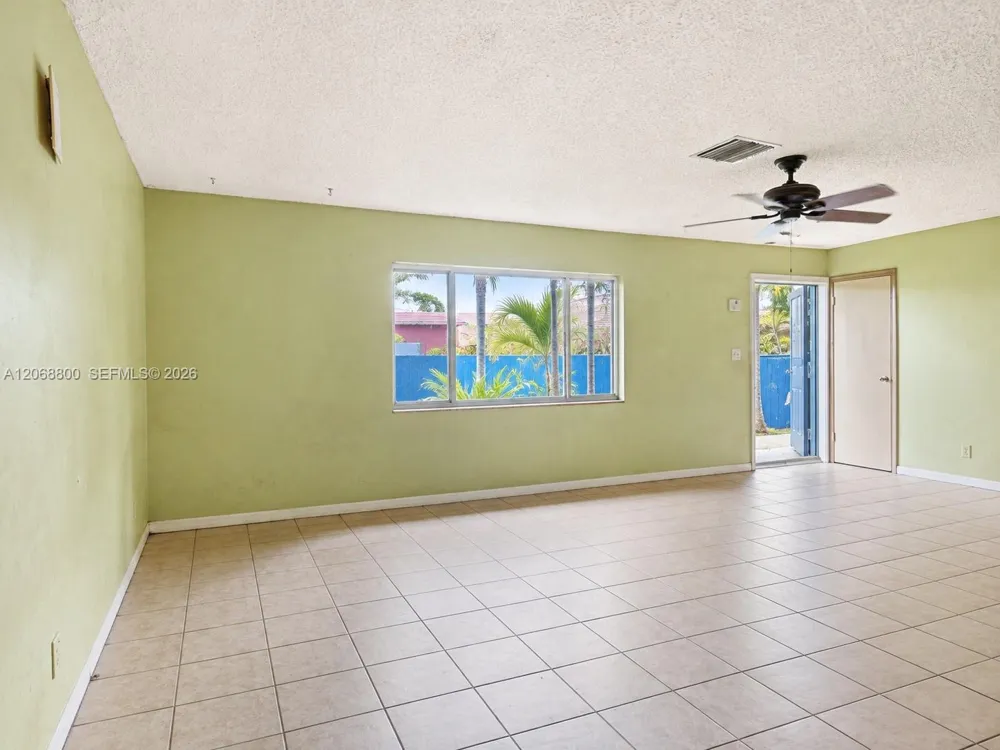 1409 Broadmoor North Lauderdale, FL 33068