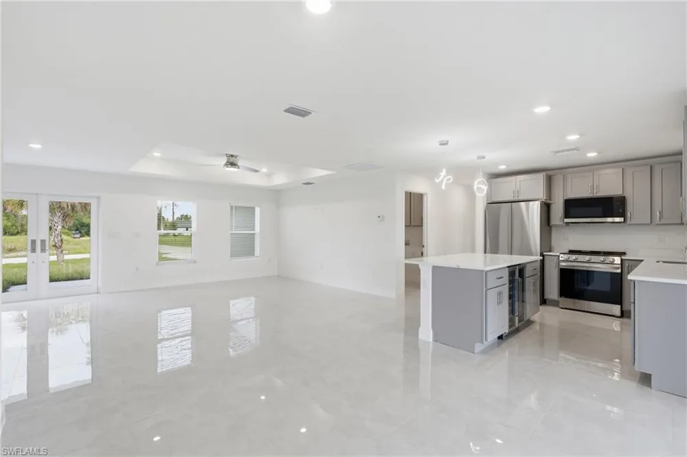 645 Whitmore Loop Lehigh Acres, FL 33972
