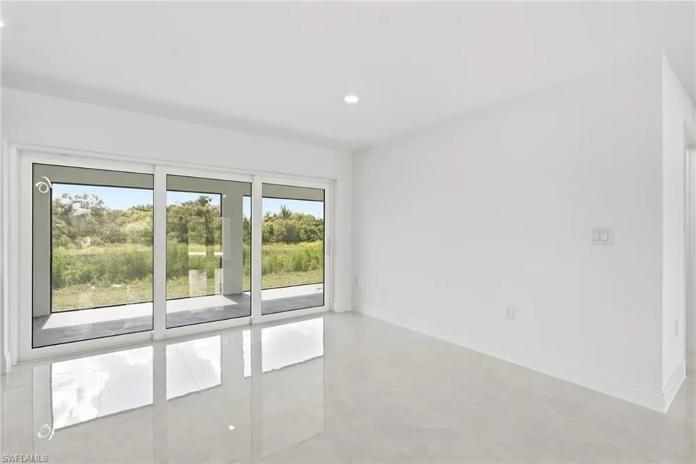 645 Whitmore Loop Lehigh Acres, FL 33972