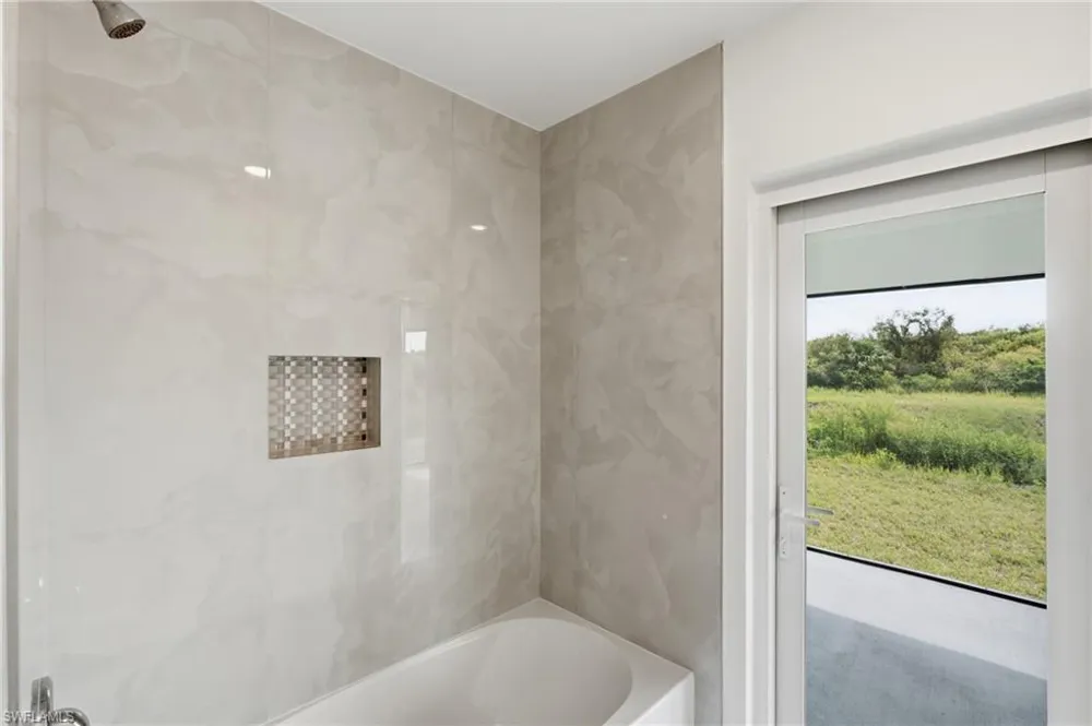 645 Whitmore Loop Lehigh Acres, FL 33972