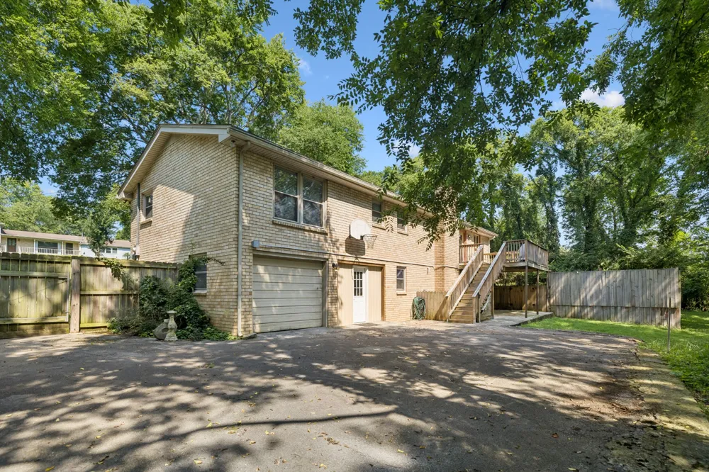 609 Clifton Dr Goodlettsville, TN 37072