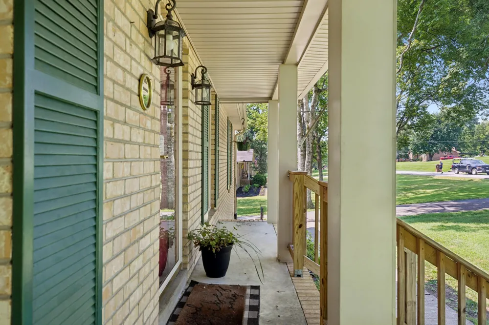 609 Clifton Dr Goodlettsville, TN 37072