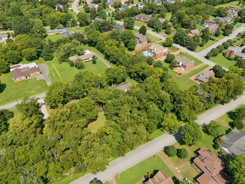 609 Clifton Dr Goodlettsville, TN 37072