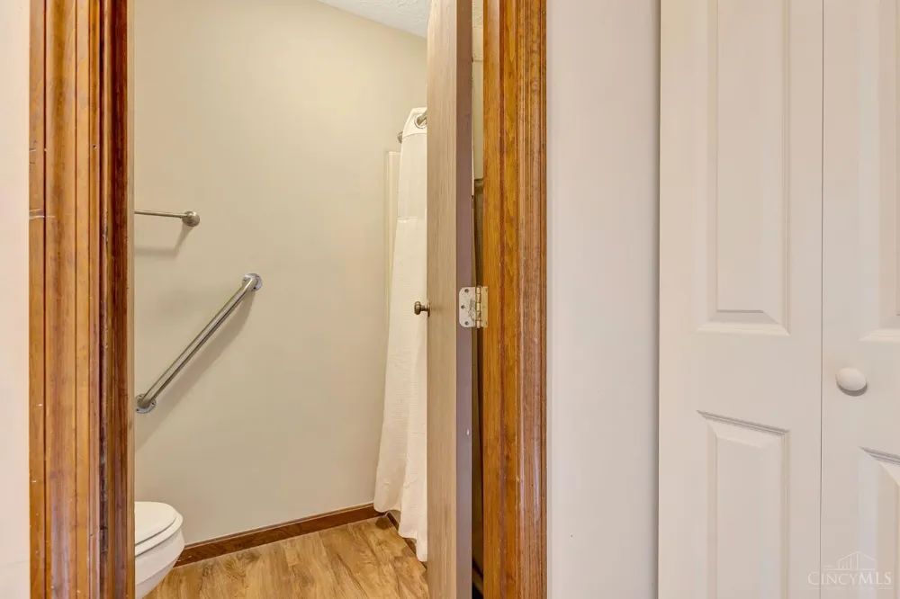 7863 Bridgetown Road Miami, OH 45002