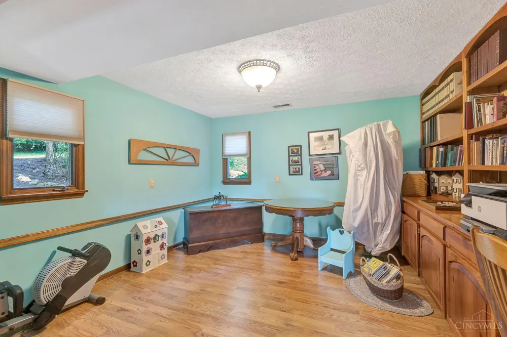 7863 Bridgetown Road Miami, OH 45002