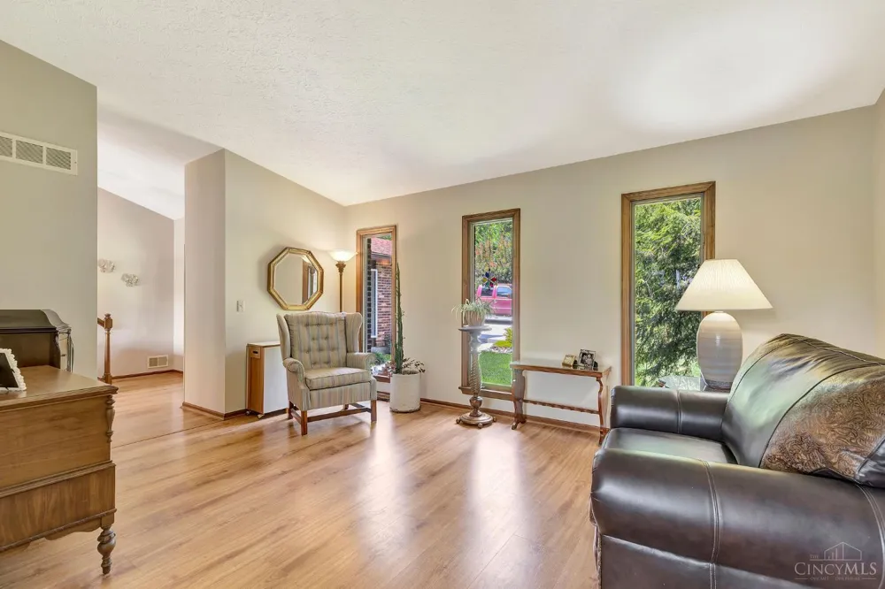 7863 Bridgetown Road Miami, OH 45002