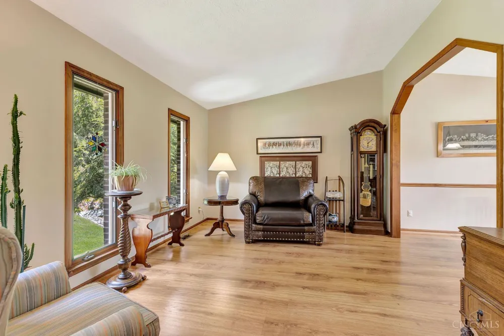 7863 Bridgetown Road Miami, OH 45002