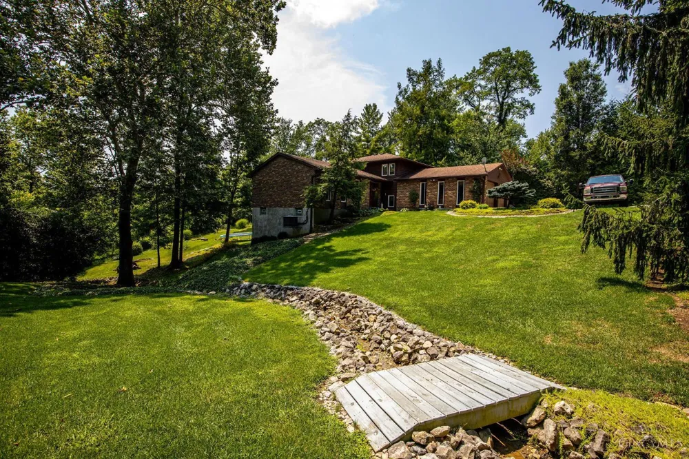 7863 Bridgetown Road Miami, OH 45002