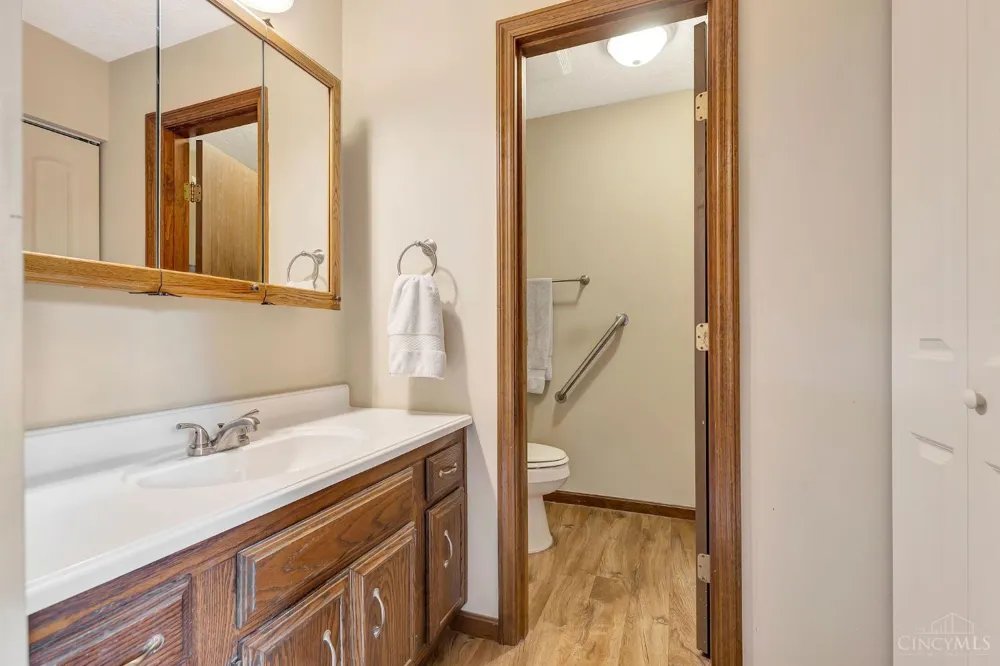 7863 Bridgetown Road Miami, OH 45002
