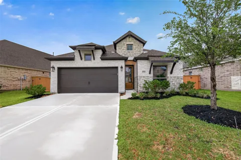 8758 Harbor Pines Drive
