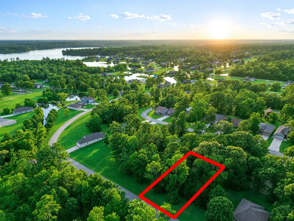 100 Forest Drive Huntsville, TX 77340