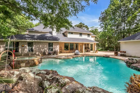 10419 Clubhouse Circle