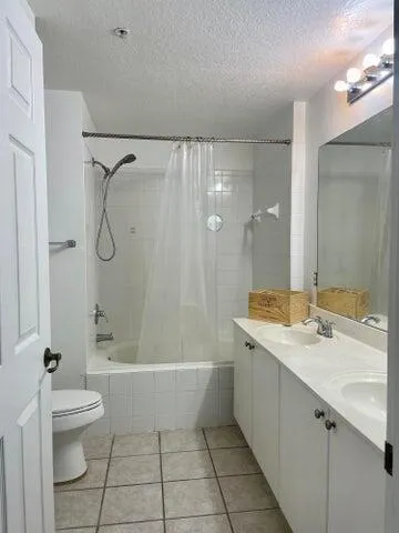 4736 Chancellor Drive #13 Jupiter, FL 33458