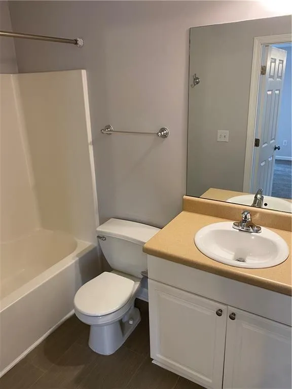 102 Creekwood Drive Woodstock, GA 30188