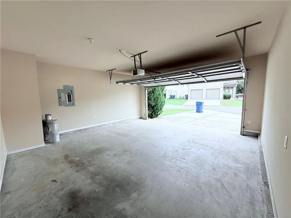 338 Privet Circle Suwanee, GA 30024