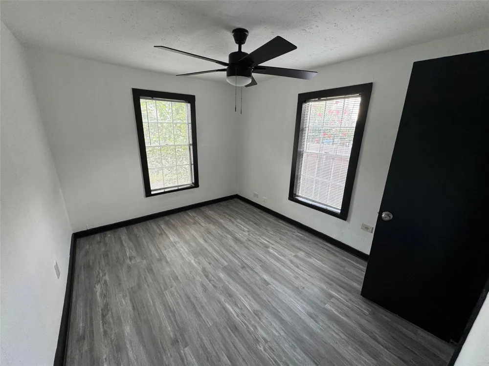1504 Luzon Street Houston, TX 77009