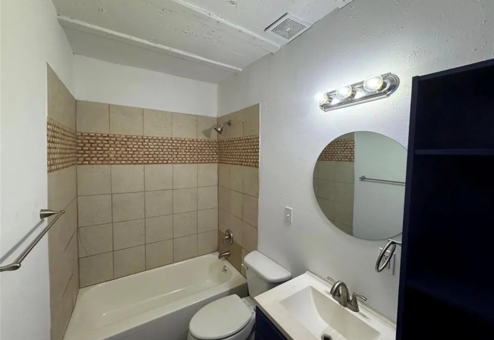 1504 Luzon Street Houston, TX 77009