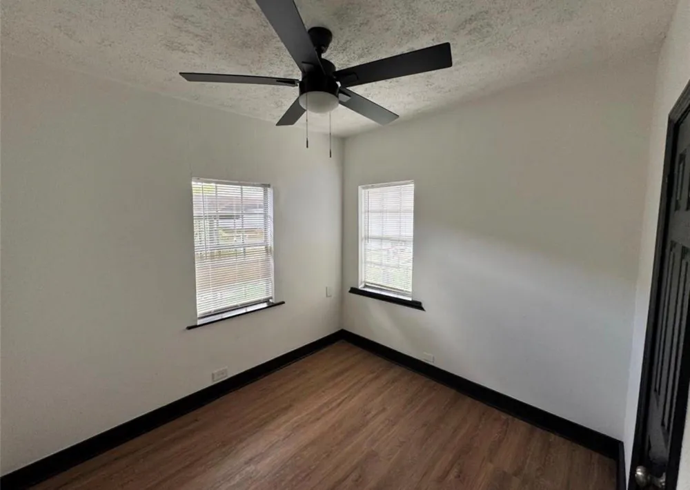 1504 Luzon Street Houston, TX 77009
