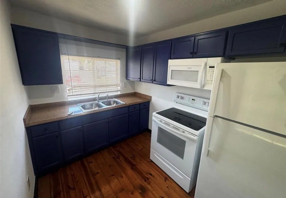 1504 Luzon Street Houston, TX 77009
