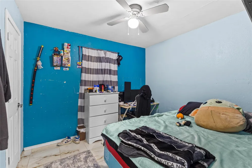 4965 Park St Beaumont, TX 77705
