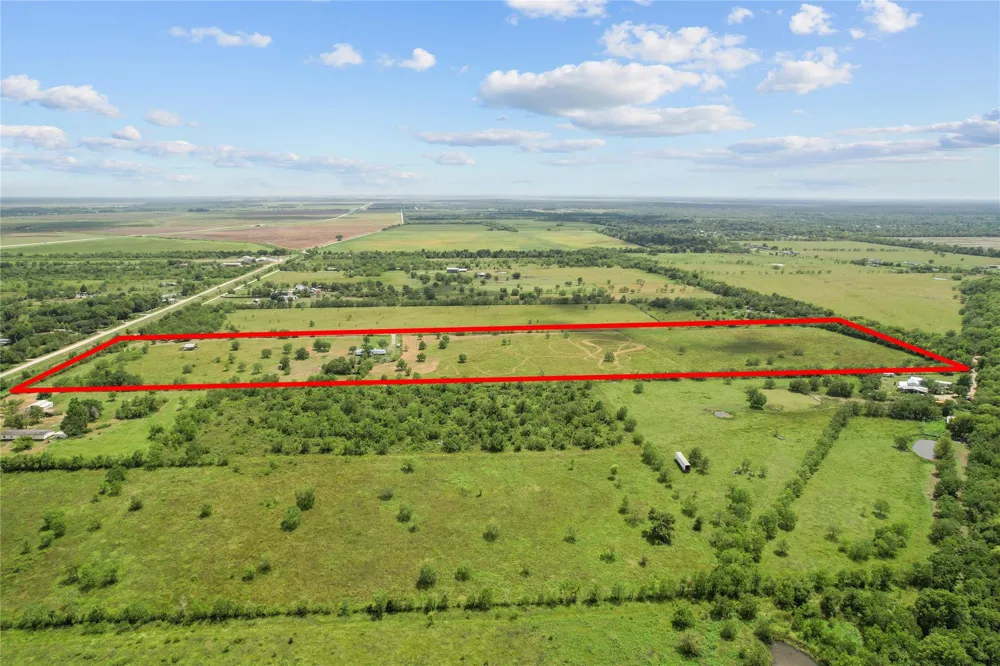 910 County Road 491 Dayton, TX 77535
