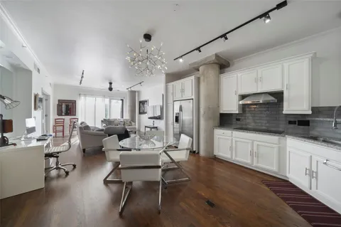 3030 Post Oak Boulevard #308
