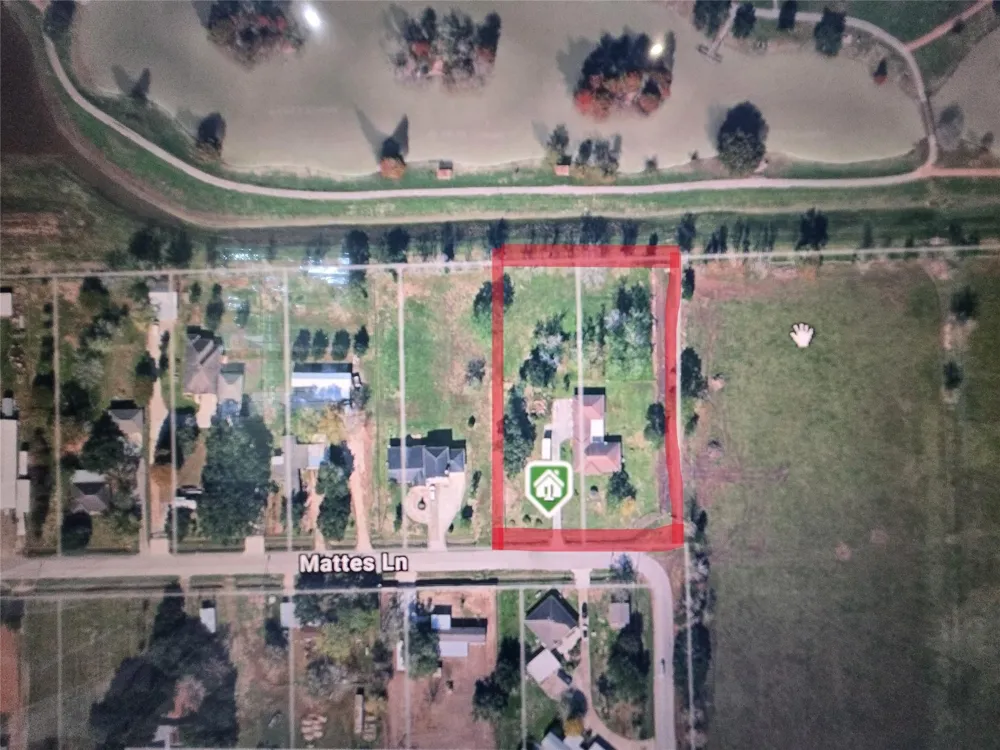 318 County Road 296d Alvin, TX 77511