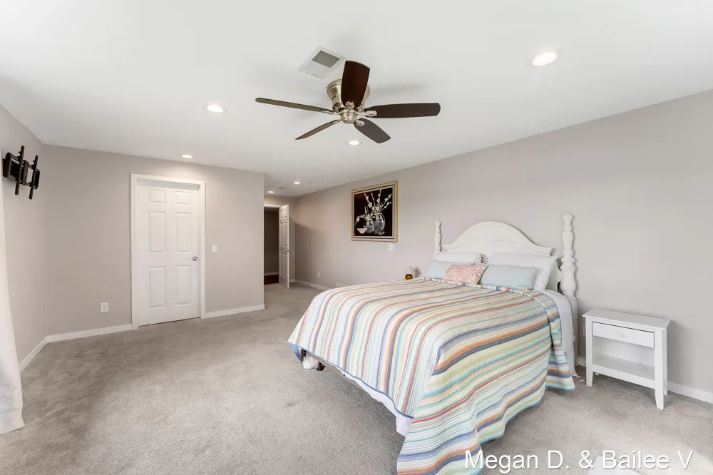 11860 5 Mile Road NE Grattan Township, MI 49331