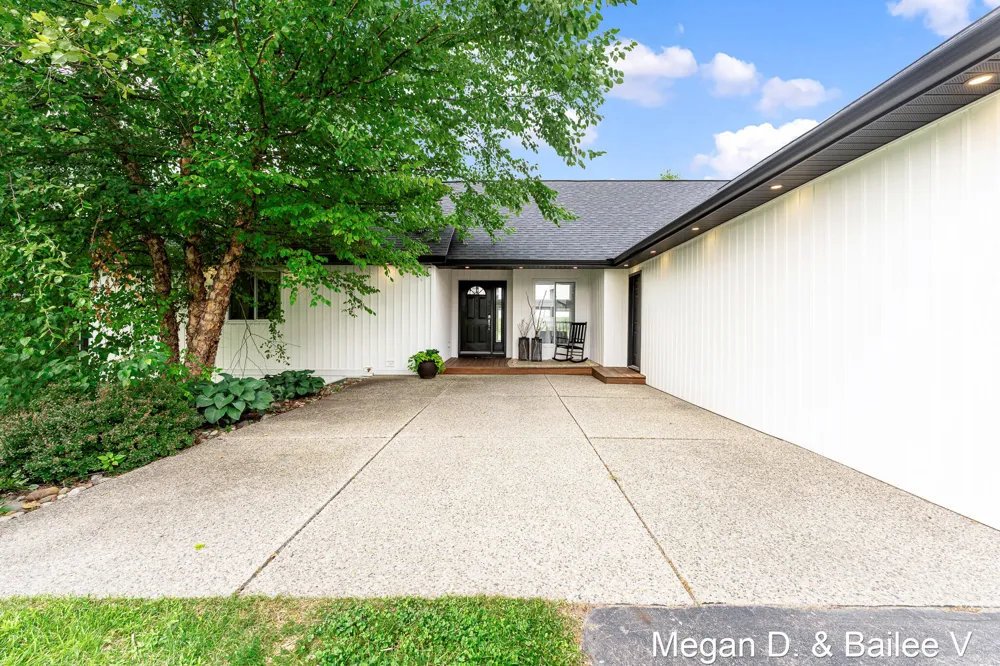 11860 5 Mile Road NE Grattan Township, MI 49331