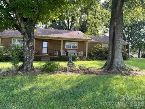 1211 Sharon School Road Stony Point, NC 28678
