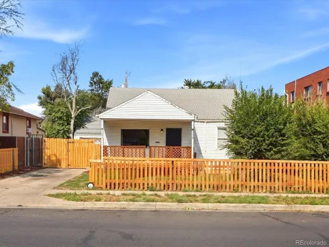 1685 Clinton Street