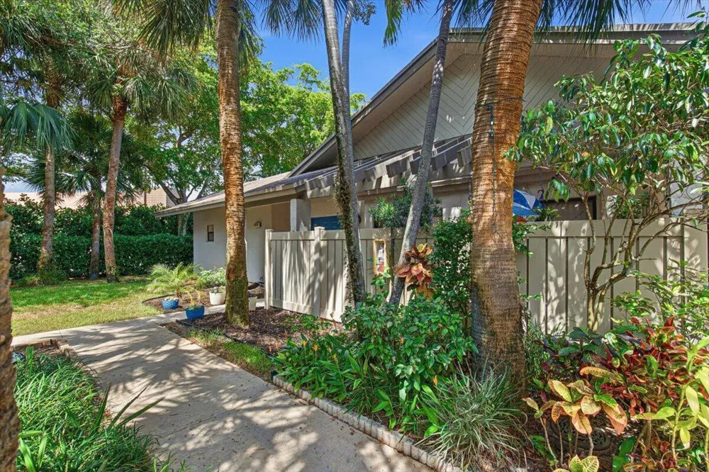 4846 NW 22ND STREET #4160 Coconut Creek, FL 33063