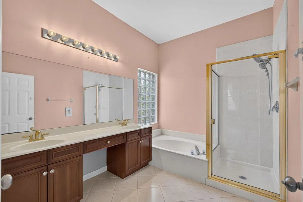 1204 OAKWATER DRIVE Royal Palm Beach, FL 33411