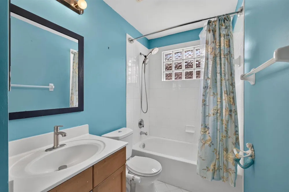 1204 OAKWATER DRIVE Royal Palm Beach, FL 33411