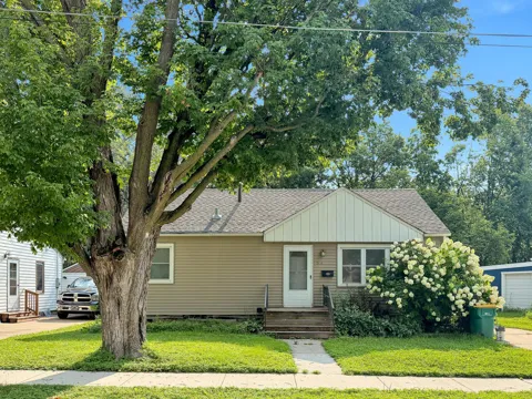 504 Edgewood Avenue