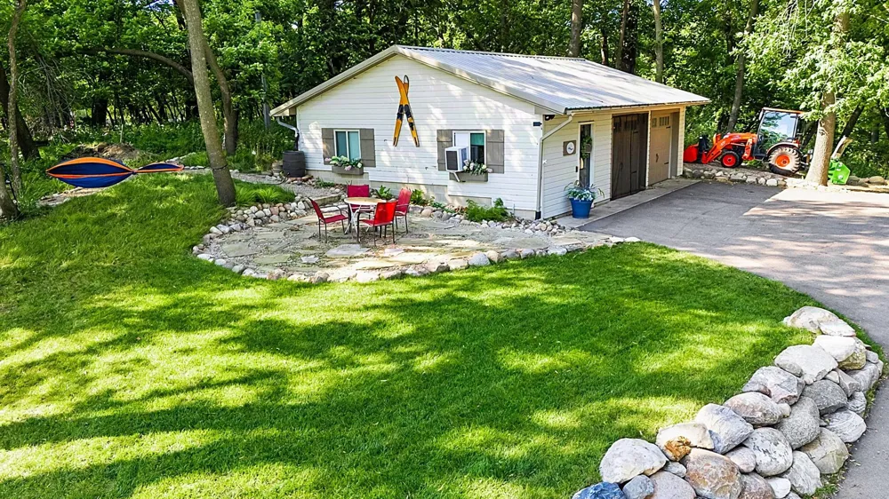 8995 Shore Drive Spicer, MN 56288