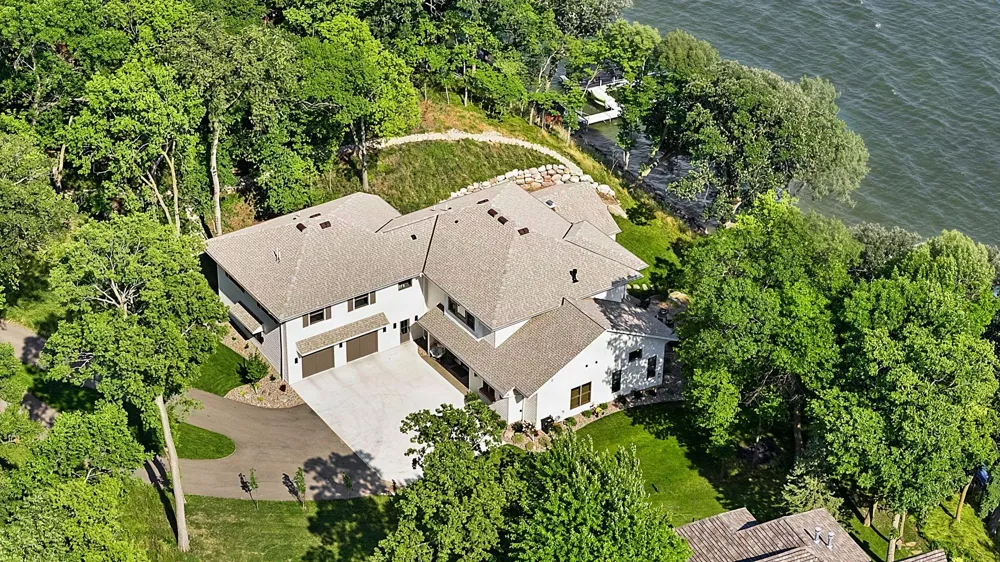 8995 Shore Drive Spicer, MN 56288