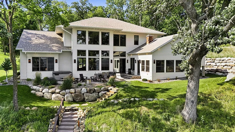 8995 Shore Drive Spicer, MN 56288