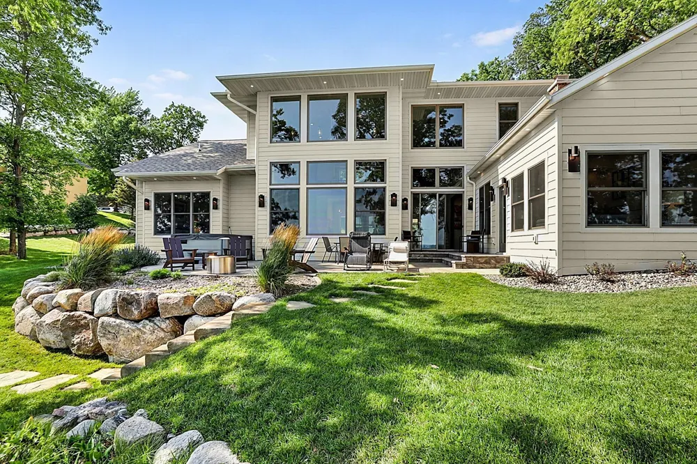 8995 Shore Drive Spicer, MN 56288