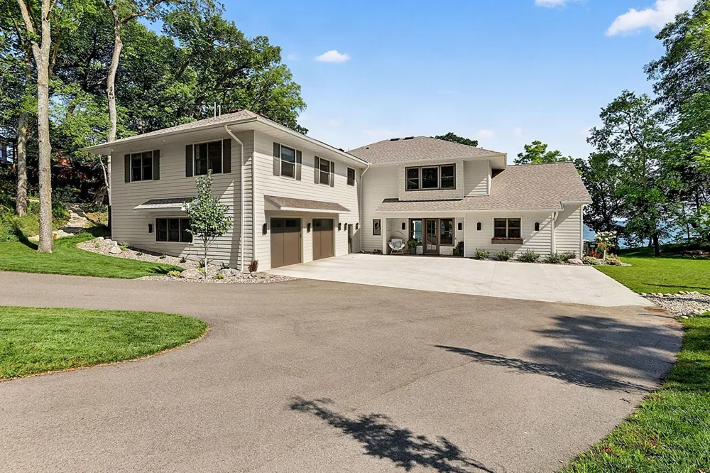 8995 Shore Drive Spicer, MN 56288