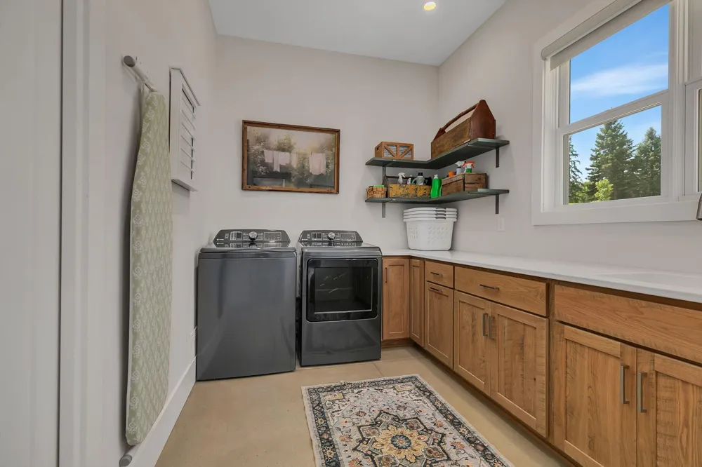 8995 Shore Drive Spicer, MN 56288