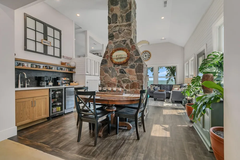 8995 Shore Drive Spicer, MN 56288