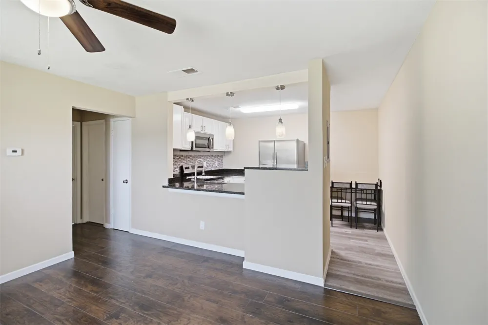 2200 E Trinity Mills Road #402 Carrollton, TX 75006
