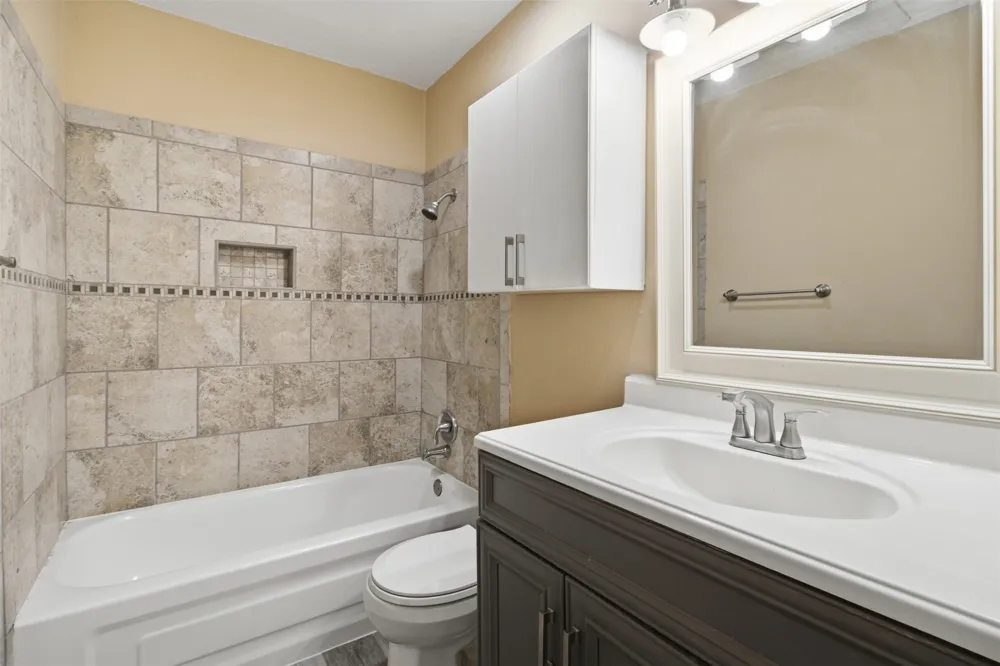 2200 E Trinity Mills Road #402 Carrollton, TX 75006