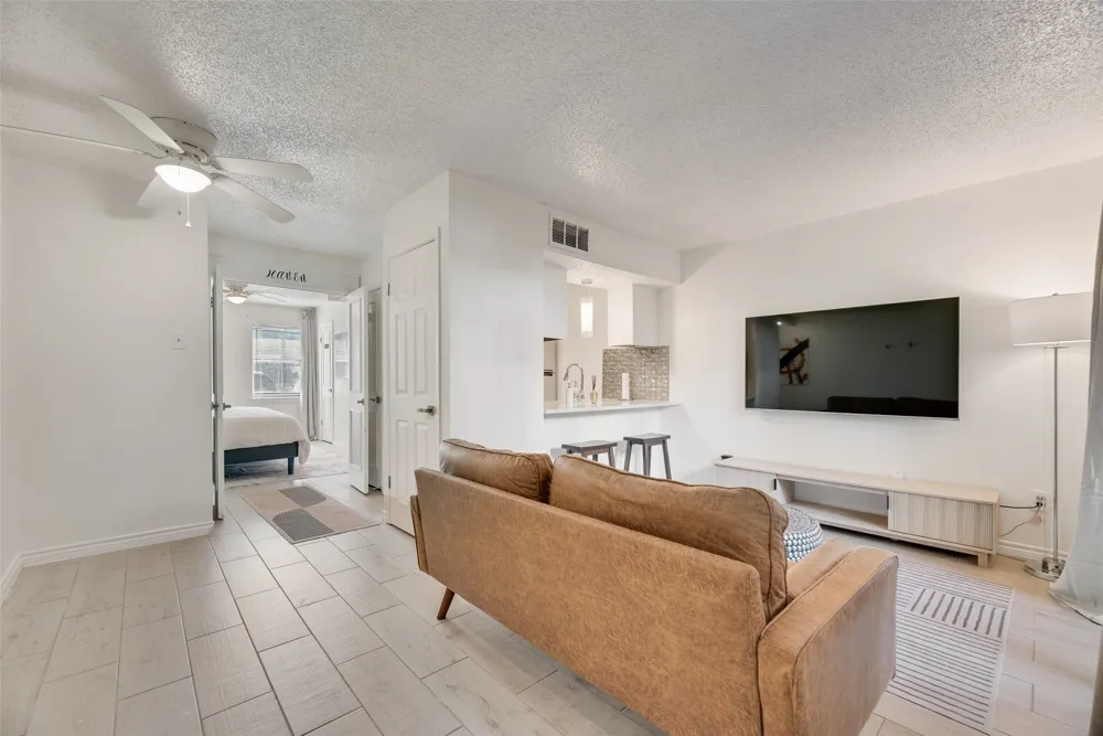 1810 Garrett Avenue #119 Dallas, TX 75206
