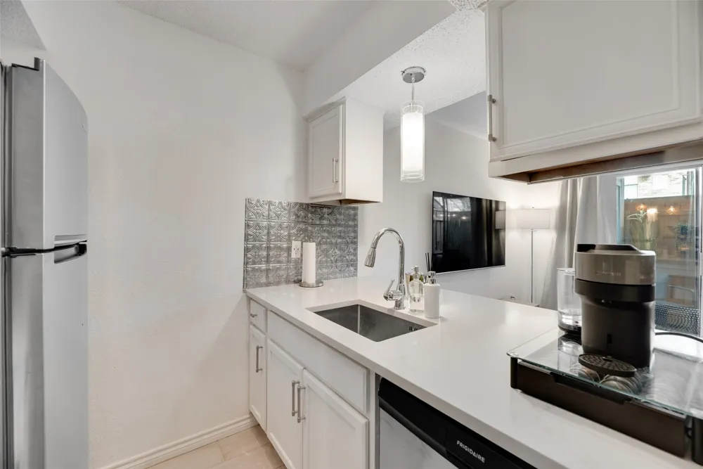 1810 Garrett Avenue #119 Dallas, TX 75206