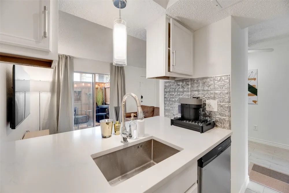 1810 Garrett Avenue #119 Dallas, TX 75206